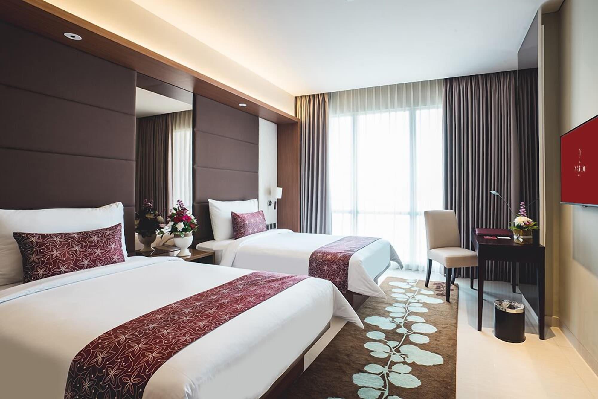The Margo Hotel Depok Exterior photo
